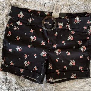 Torrid Belted Sateen Short Size 10